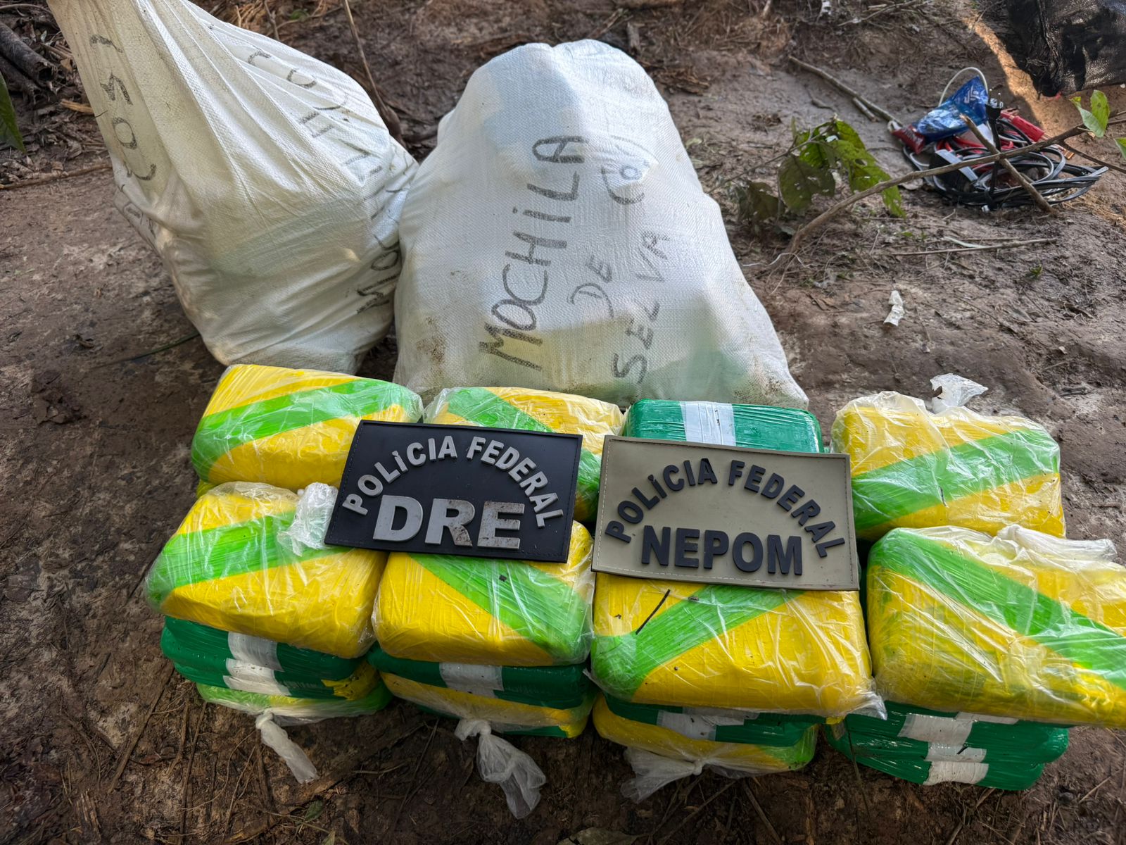 PF apreende 100kg de drogas em pista clandestinalocalizada no interior Amazonas