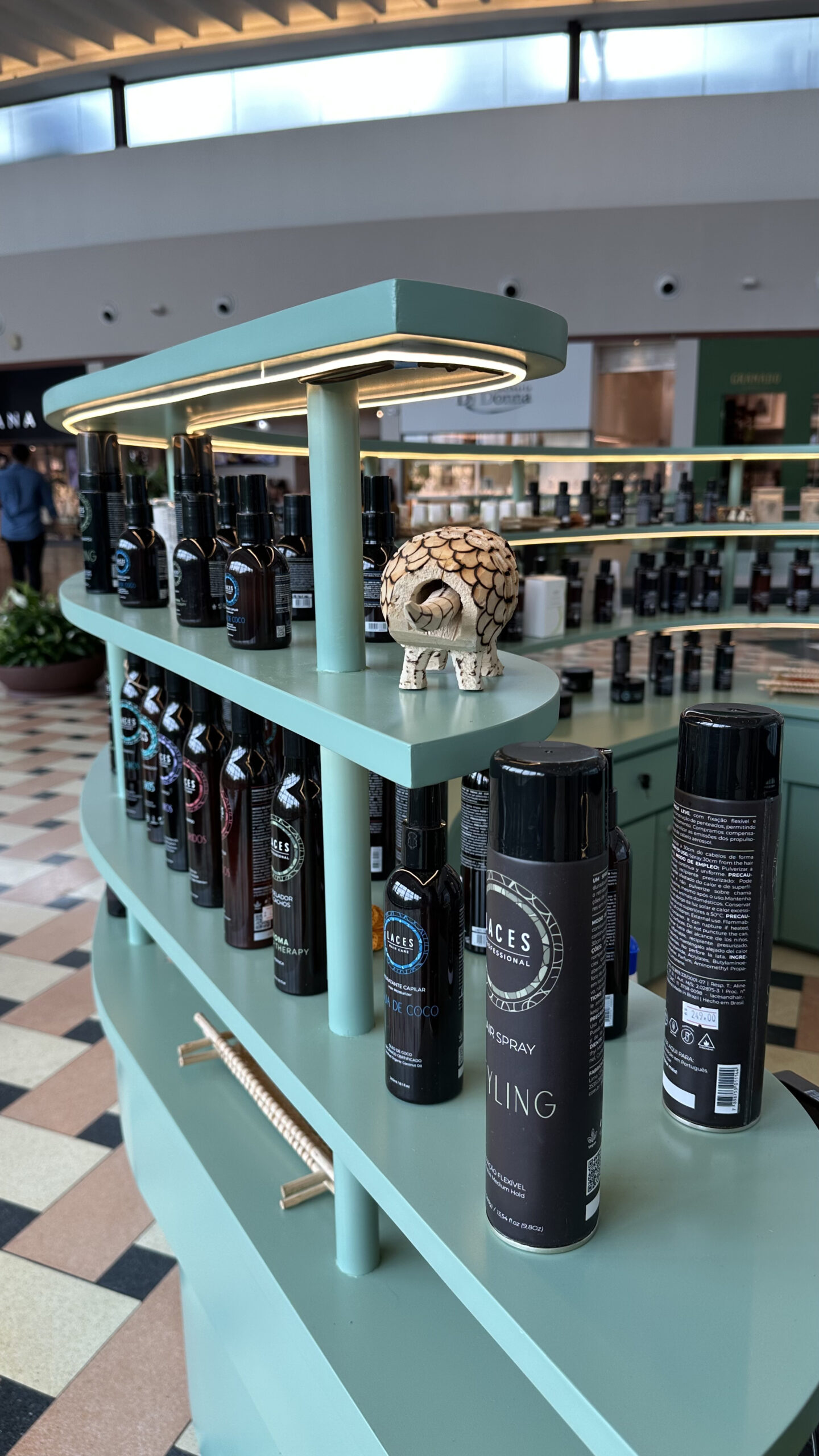 Grupo Laces inaugura primeiro ponto de venda exclusivo de beleza limpa em Manaus