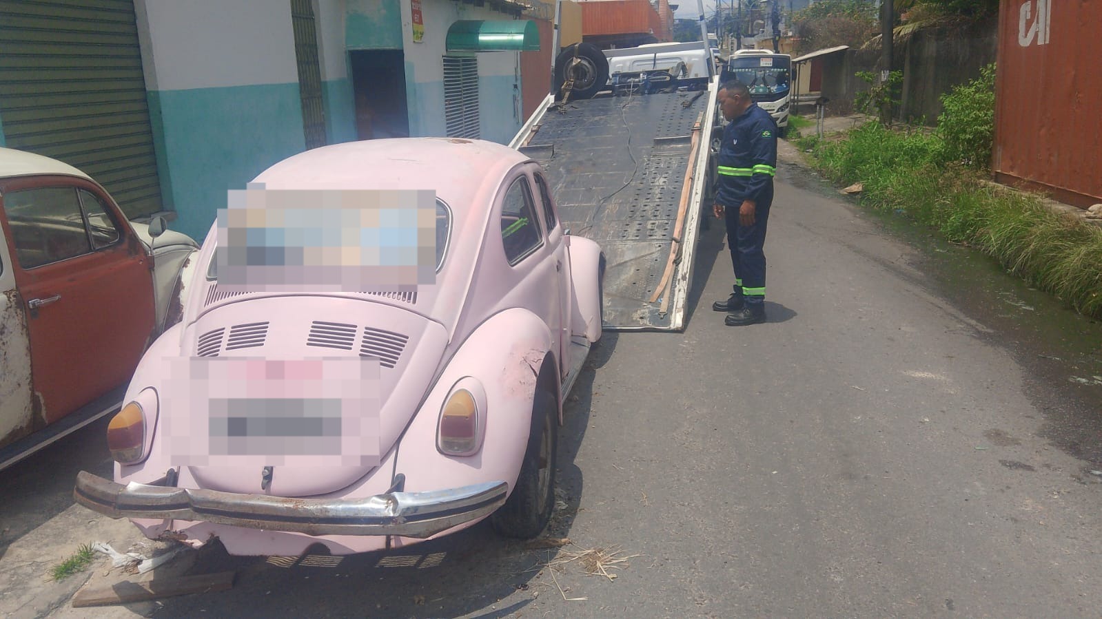 Operação ‘Sucata’ intensifica fiscalização e retira carros abandonados