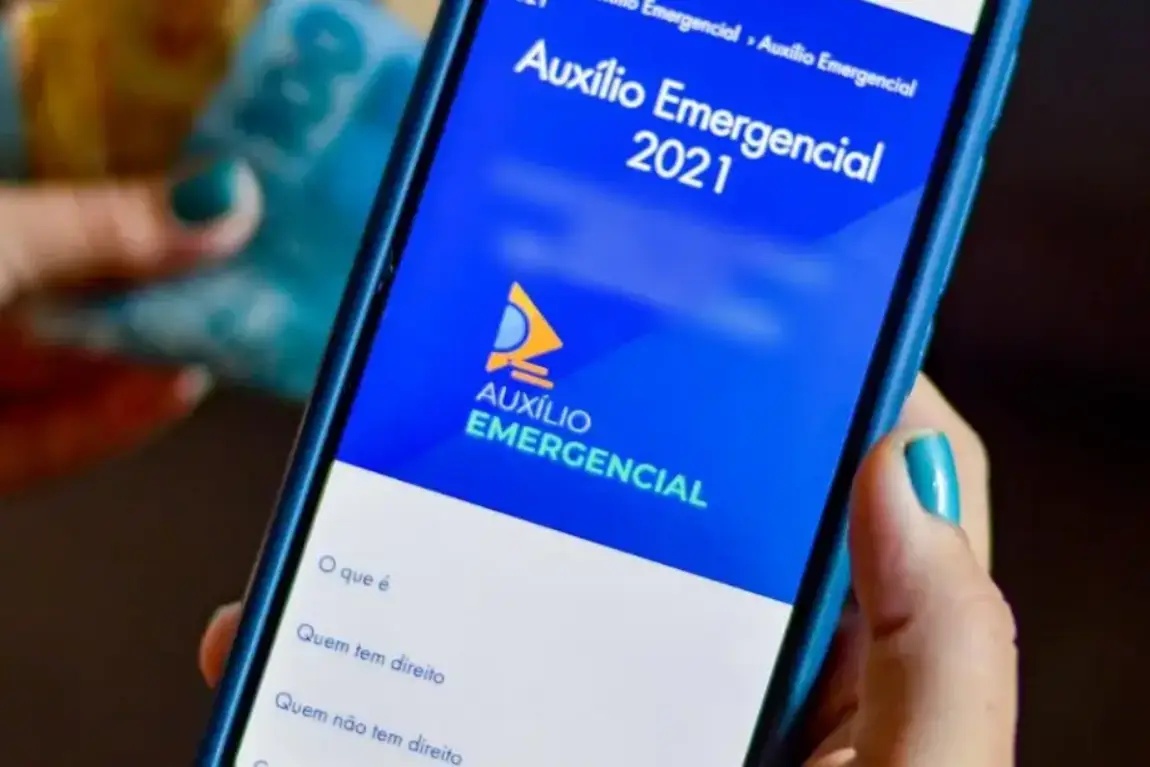 177 mil famílias notificadas para devolver R$ 478 milhões do Auxílio Emergencial