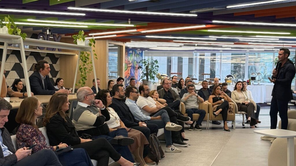 Livro reúne líderes de Produto e Tecnologia em São Paulo