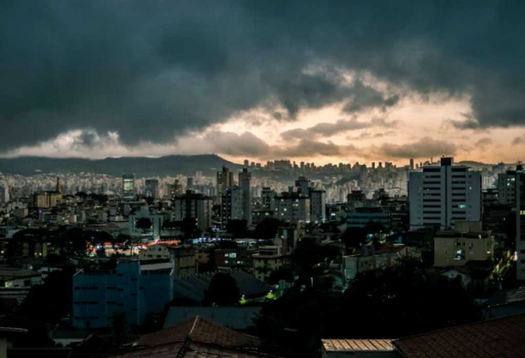 Chuvas extremas avançam no Brasil e expõem urgência por infraestrutura moderna