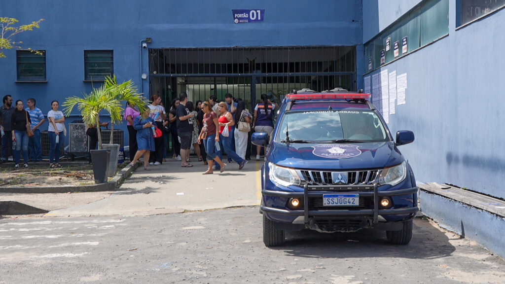 Mais de 70 mil candidatos fazem provas da Semed em Manaus