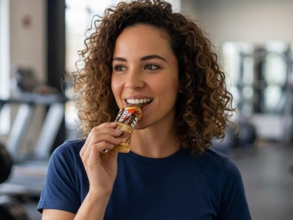 Barrinha proteica recebe selo de gordura e levanta debate